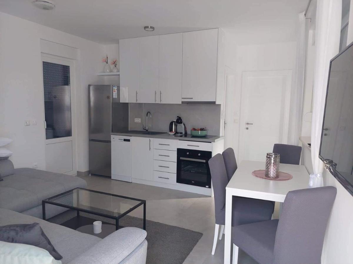 Ferienhaus Maestral - Kastel Kambelovac Kaštela Zewnętrze zdjęcie