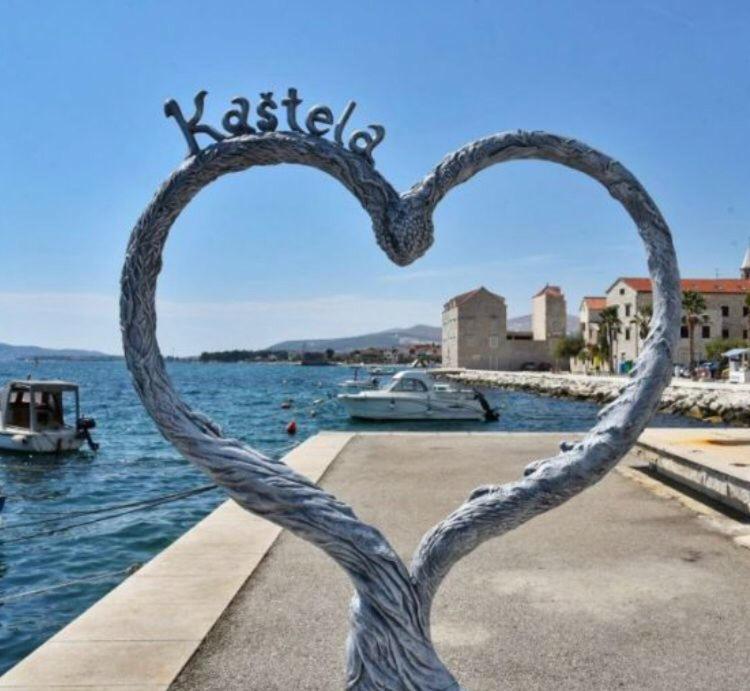Ferienhaus Maestral - Kastel Kambelovac Kaštela Zewnętrze zdjęcie